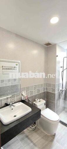 🔥 CĂN HỘ 1PN CÓ BAN CÔNG LỚN BẾP RIÊNG – PHẠM NGŨ LÃO, QUẬN 1 🔥