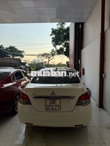 Mitsubishi Mirage 2024 Trắng Tự động 5 chỗ