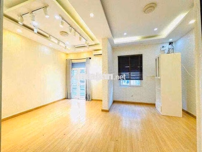💥CHO THUÊ NHÀ 3PN - 3WC HẺM Ô TÔ - GẦN HOÀNG HOA THÁM