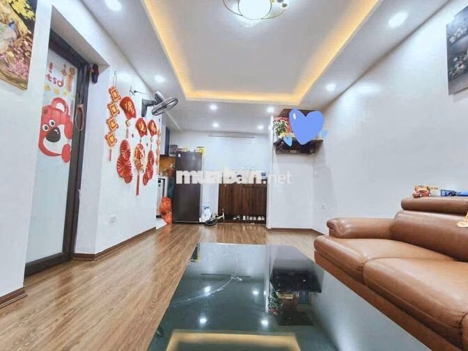 Bán gấp căn hộ góc 3 ngủ 80m phố Doãn Kế Thiện Cầu Giấy chỉ hơn 3 tỷ