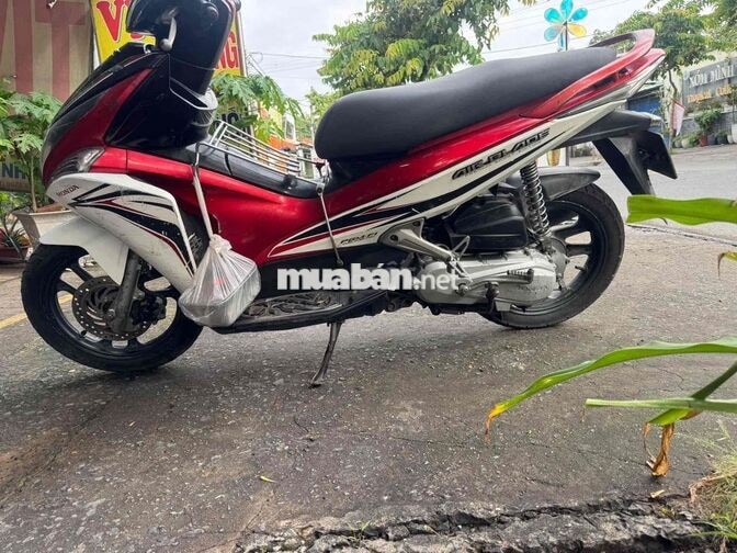 Honda Air Blade 2012 bstp êm ngon,bảo hành,góp