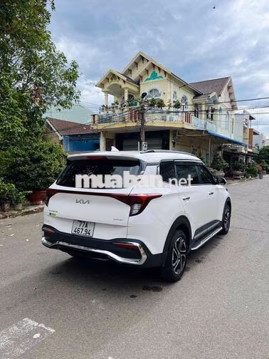 Kia Carens 2025 Trắng 7 chỗ Tự động 10.000 km