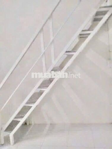 Cho thuê phòng trọ 30m2 vị trí trung tâm, ngay chợ, trường học