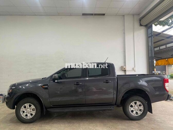 Ford Ranger 2021 Số sàn 110.000km Xám