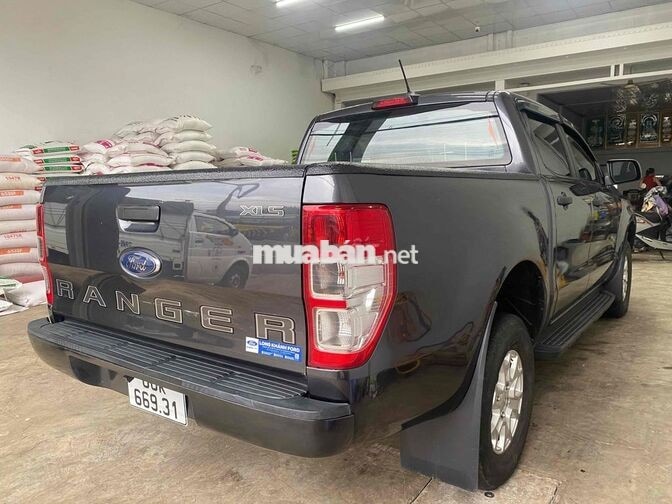 Ford Ranger 2021 Số sàn 110.000km Xám