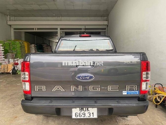 Ford Ranger 2021 Số sàn 110.000km Xám
