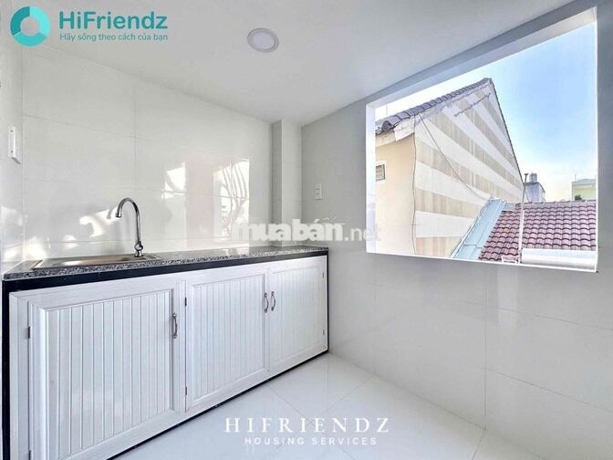 DUPLEX TONE TRẮNG SIÊU XINH CÓ THANG MÁY, HẦM XE SIÊU ĐẸP