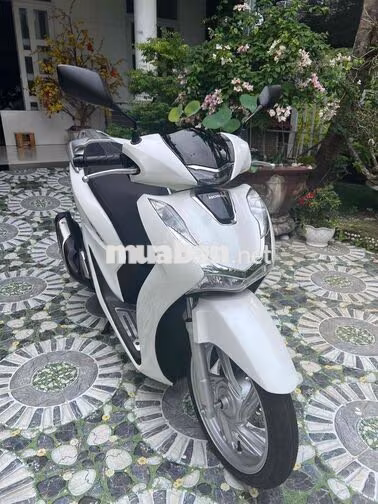 Honda SH125 2025 Trắng 3.200 KM