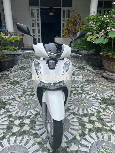 Honda SH125 2025 Trắng 3.200 KM