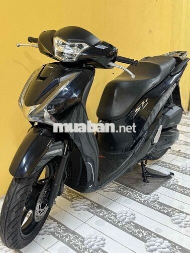 SH 125 đời 2018 đen bóng bao sang tên bấm số mới