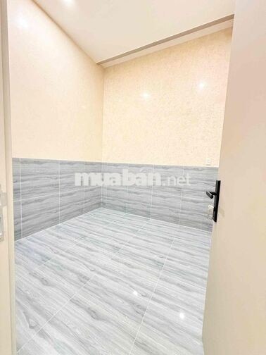 Cho thuê nhà nguyên căn hẻm 1135 xây mới 100%