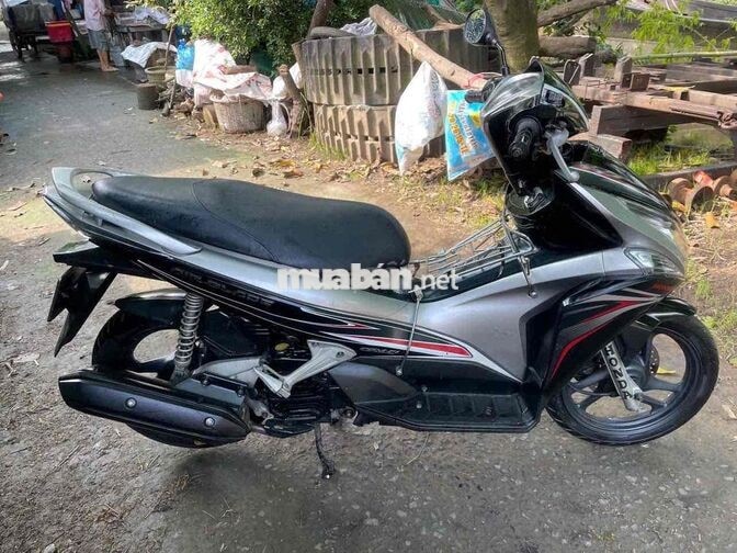 Honda Air Blade Đen bạc đẹp ko lõi giá vài triệu