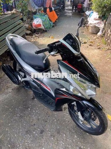Honda Air Blade Đen bạc đẹp ko lõi giá vài triệu
