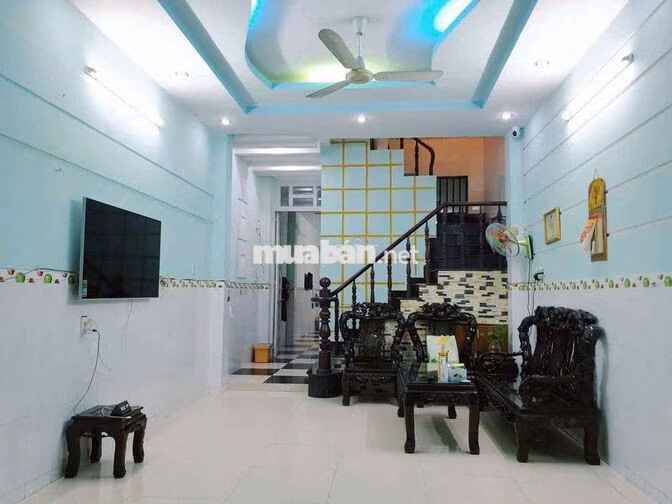 Phạm Thế Hiển.(4m x 20m).Sổ hồng riêng. 