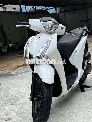 Honda SH 150 Smartkey Trắng xe đẹp chính chủ bán