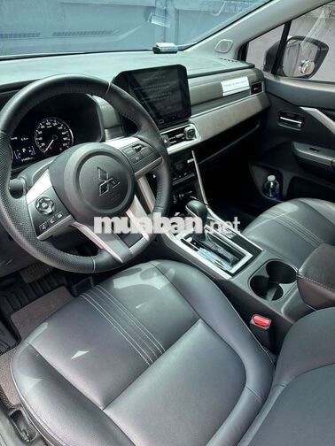 Mitsubishi Xpander Premium AT 2024 Trắng 14958 km