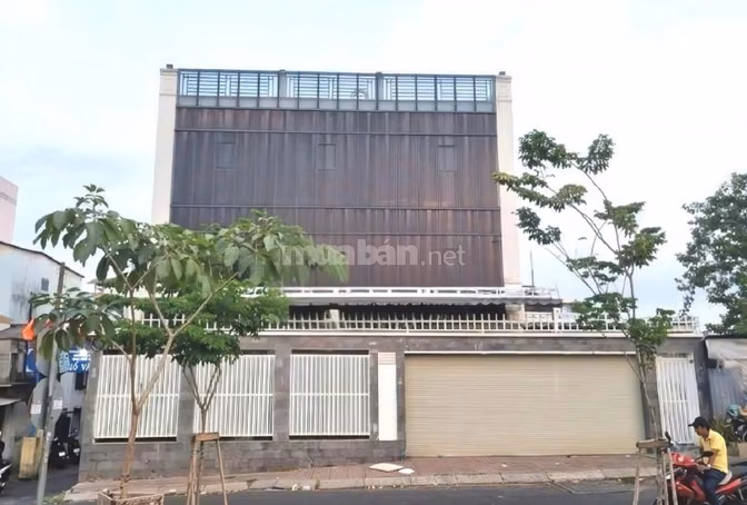 🔥 CHO THUÊ NHÀ MẶT TIỀN BẾN VÂN ĐỒN, P.2, Q.4, Diện tích: 17X12M