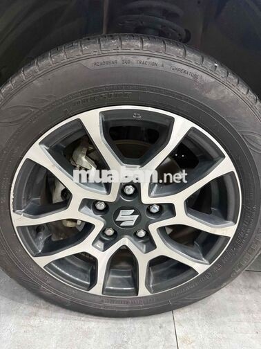 Suzuki XL7 Sport 2022 Tự động 7 chỗ Trắng