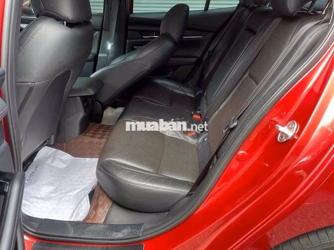 Mazda 3 Luxury  Nhập khẩu Đỏ 1.5AT