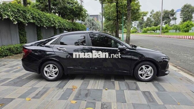 Hyundai Accent Số tự động Đen 26.000 km