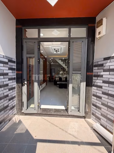 Nhà hẻm oto Văn Thân Quận 6