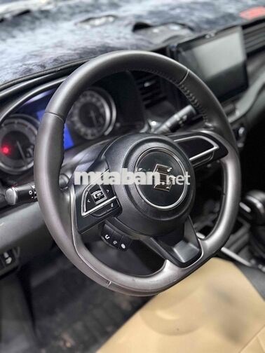 Suzuki XL7 Sport 2022 Tự động 7 chỗ Trắng
