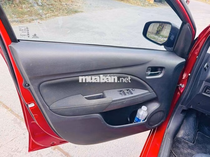 Mitsubishi Attrage 2024 Đỏ Dưới 10.000 km