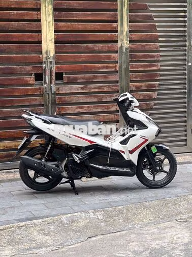 air blade 125cc màu trắng đen khoá smk