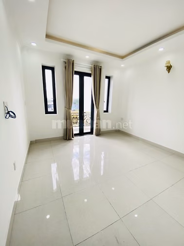 Vị trí đẹp giá quá hời 6 tỷ có nhà 5 tầng 