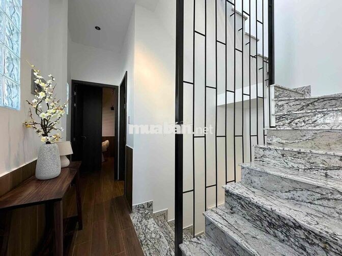 🔥 48M² ĐẤT – NHÀ JAPANDI 5PN | ROOFTOP + SÂN VƯỜN + GARAGE Ô TÔ | 28TR