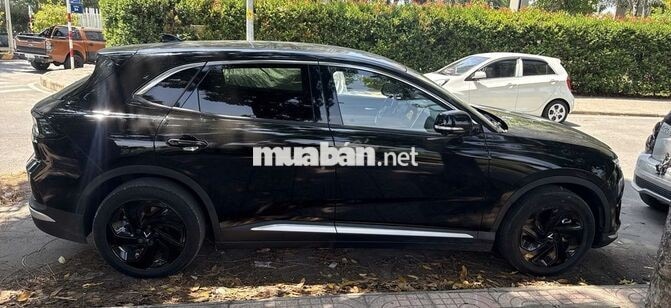 Vinfast VF8 Eco CATL 2023 Đen 4v1 km