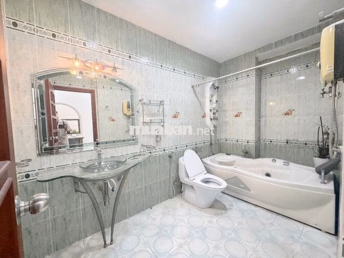 2PN+1PN ban công mới 100% Ngay Chợ Lớn ĐH Y Dược, SƯ PHẠM,UEH