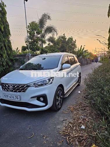 Suzuki Ertiga Hybrid 2022 Trắng