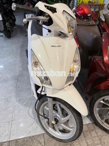 Honda Vision 2017 Trắng