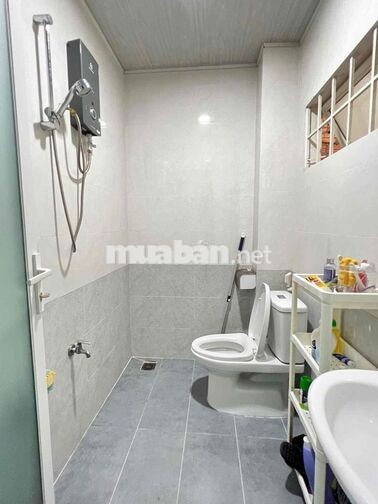 🔥NHÀ NGUYÊN CĂN 1 TRỆT 1 LẦU - 1 PHÒNG NGỦ LỚN 2WC_KHU HOÀNG HOA THÁM