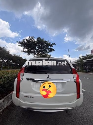 Mitsubishi Pajero Sport 2018 4x4 Trắng 230000 km