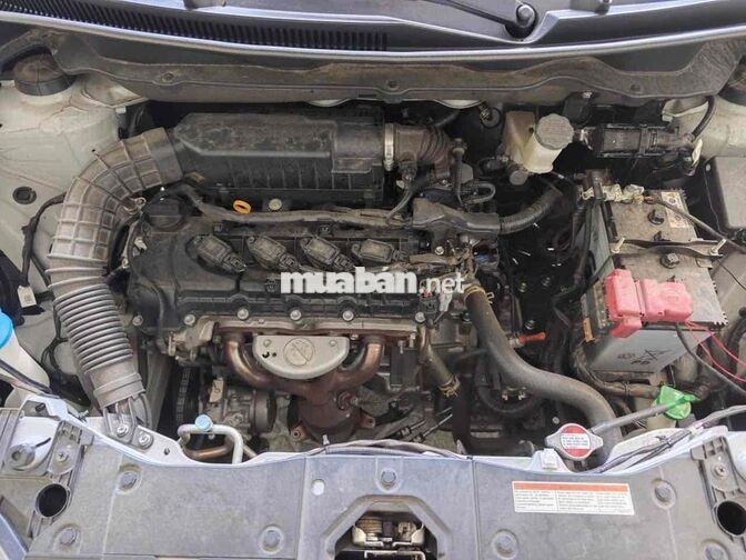 Suzuki XL7 Hybrid 2025 2 tone màu
