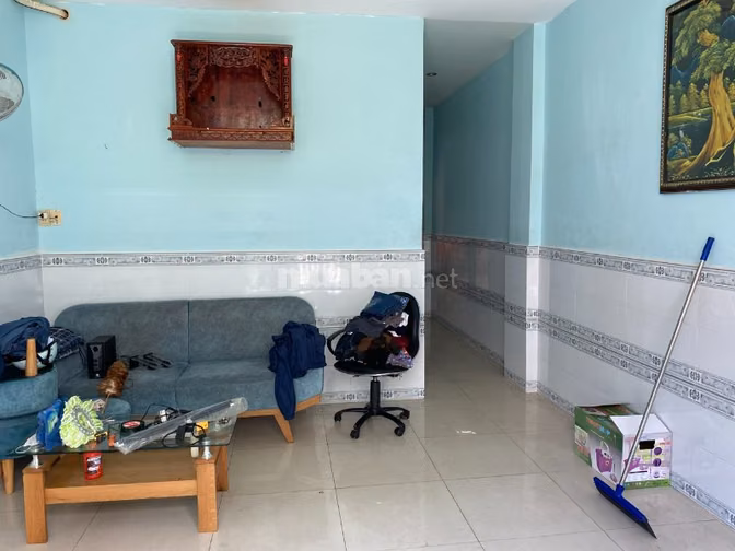 cần cho thuê nhà nguyên căn tại đường Trần Xuân Soạn , P Tân Hưng