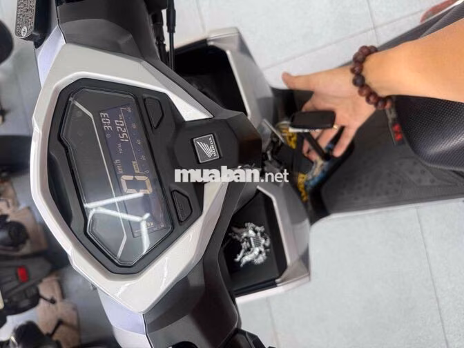 Vario 125 V3 2026 Bạc Porsche 1500km GÓP CẦN CCCD