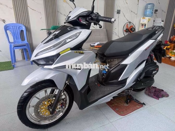 Vario 125 V3 2026 Bạc Porsche 1500km GÓP CẦN CCCD