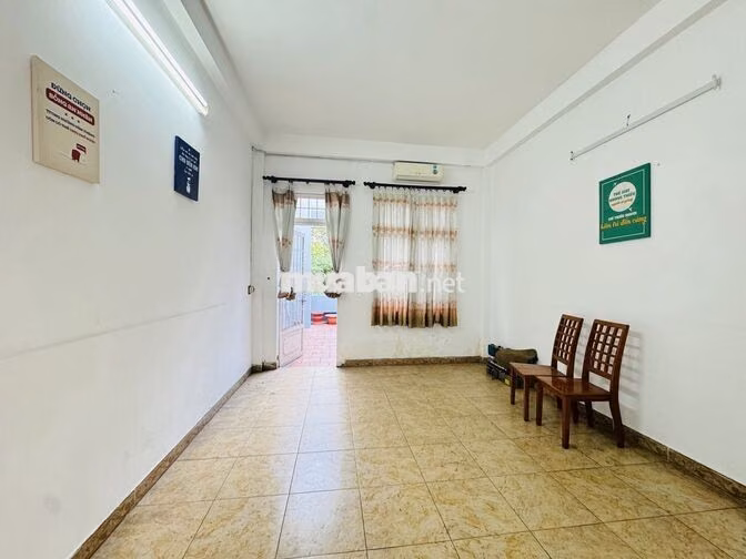 Mặt tiền công viên số 1 Cầu Xéo