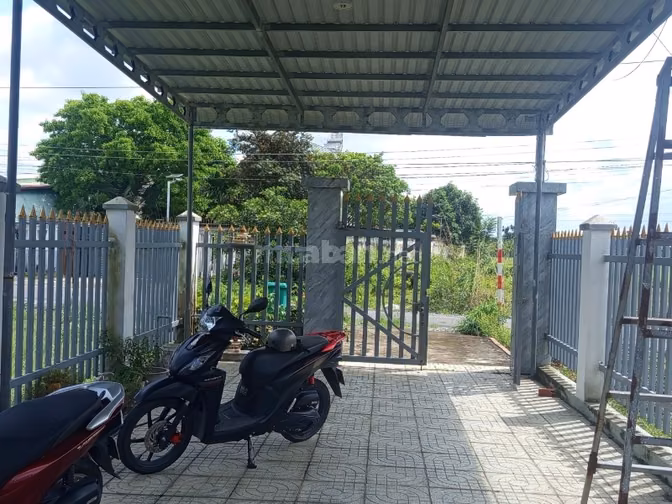 Nhà đường nhựa gần KCN Phước Đông. 1,4 tỷ TL 