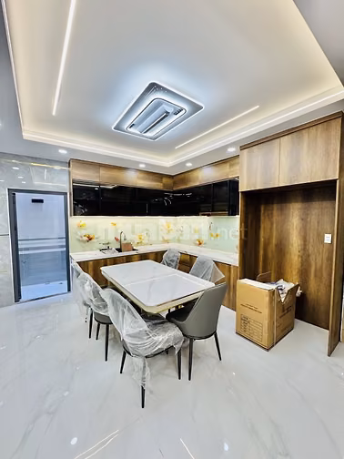 NHÀ XÂY MỚI VÀO Ở NGAY GIÁ CỰC TỐT 