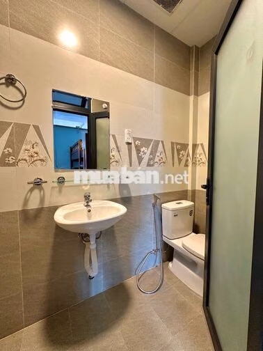 CHO THUÊ CĂN HỘ  CAO CẤP PHƯỜNG 7 GIÁ 10.5 TR/THÁNG