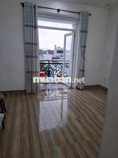 NHÀ TRỆT 2 LẦU TUM SÂN THƯỢNG HẺM HIỆP BÌNH