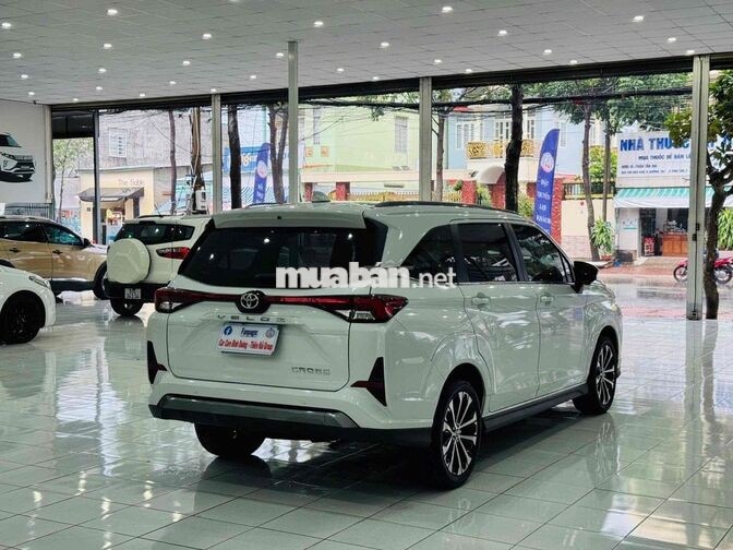 Toyota Veloz Top 1.5CVT 2025 Trắng như xe mới