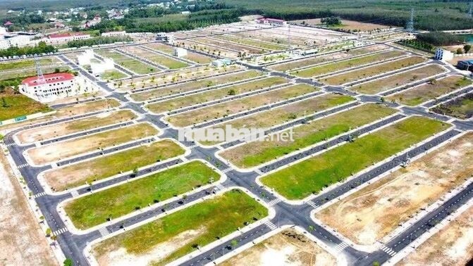 Chính chủ cần bán 2 lô đất ngay công viên ở khu đô thị Bắc Sài Gòn