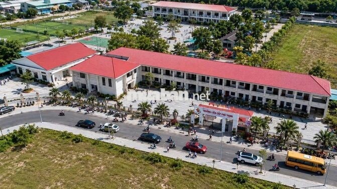 Chính chủ cần bán 2 lô đất ngay công viên ở khu đô thị Bắc Sài Gòn