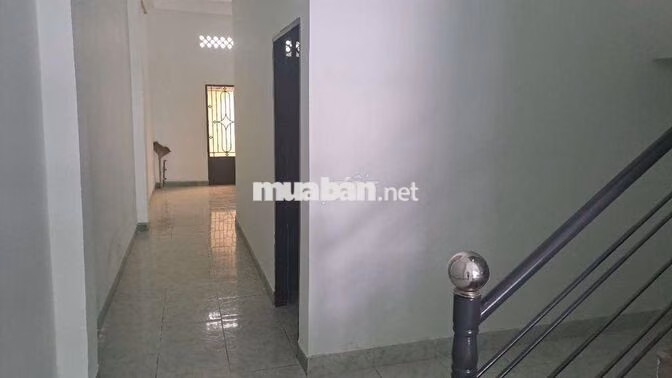 Nhà nguyên căn cho thuê bà điểm,4 phòng ngủ,đường xe tải