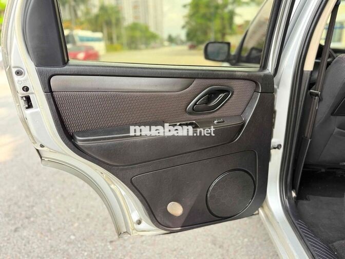 Ford Escape XLS 1 cầu 2009 Bạc